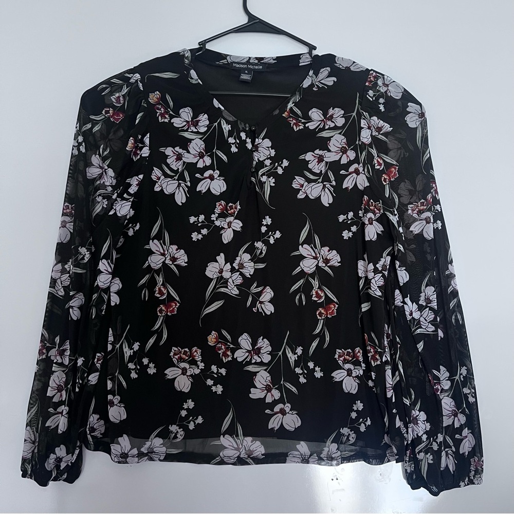 Black Boxy Puff Sleeve Blouse with Notched Collar